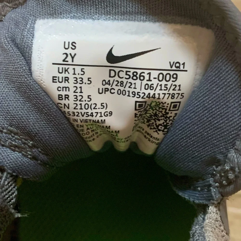 Nike Explor Next Nature Gray Green Sneakers Size 2Y